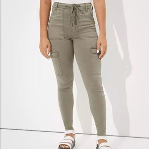 American Eagle Super Stretch Cargo Skinnies